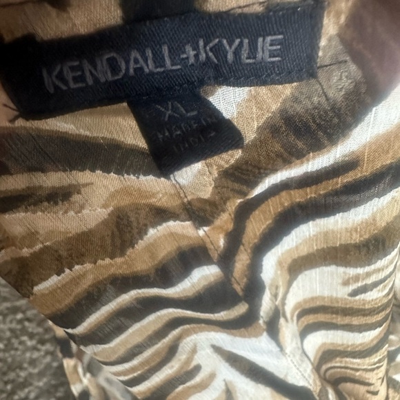 Kendall & Kylie Black and White Ruched Wrap Coverup - Picture 3 of 3